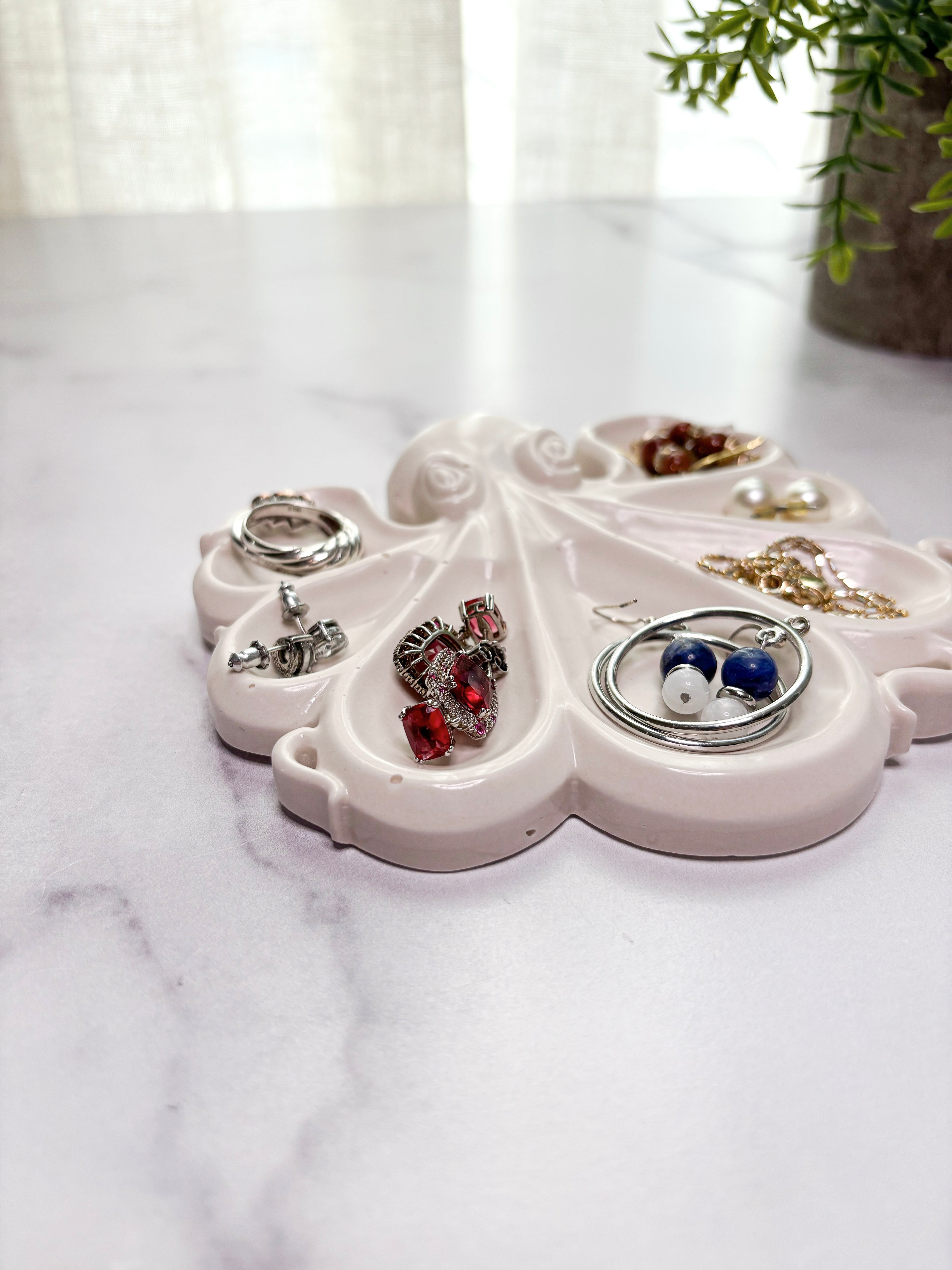 Coastal White Octopus Ring Dish