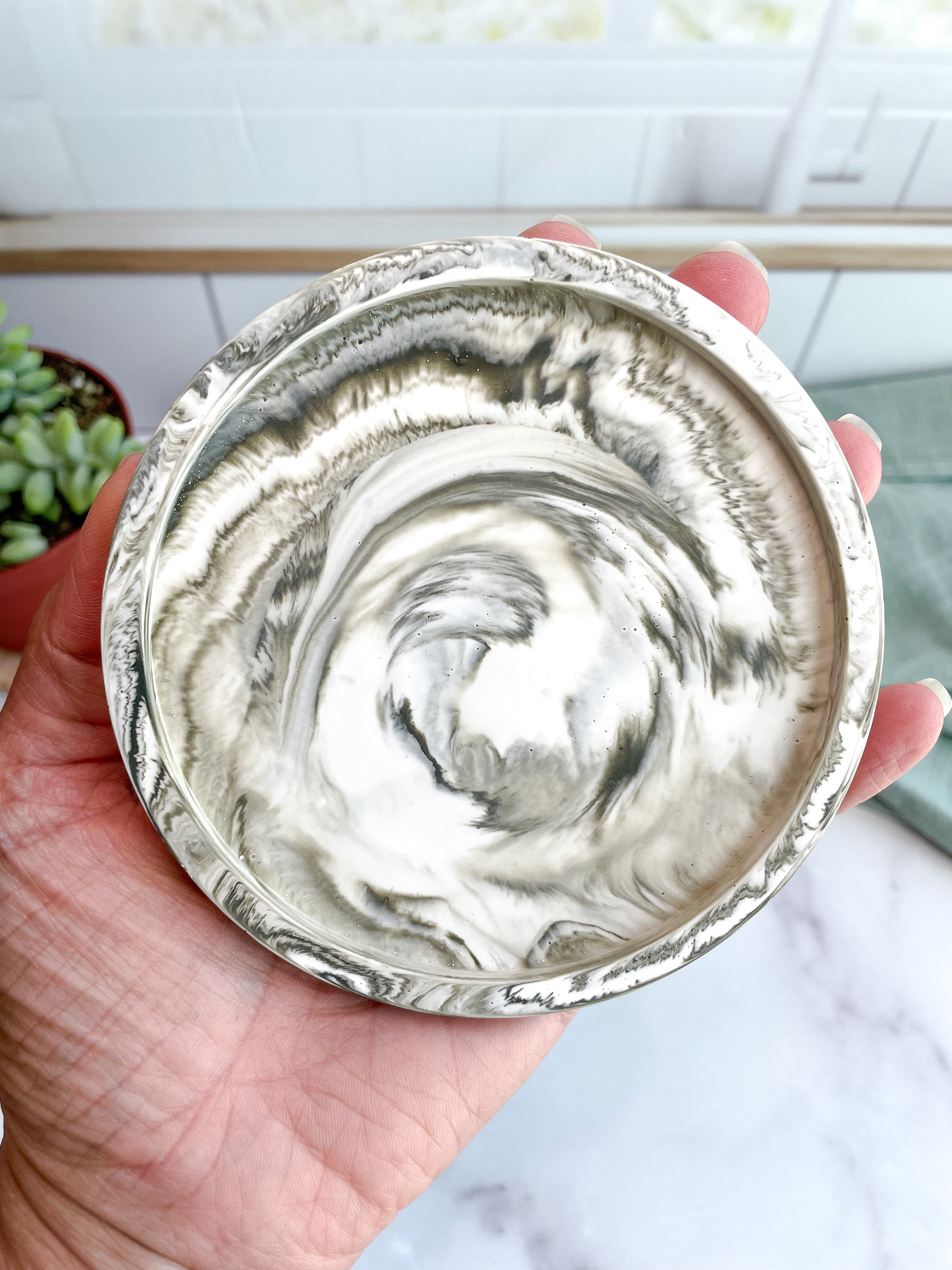 Moss Green Marbled Coasters – Set of 2