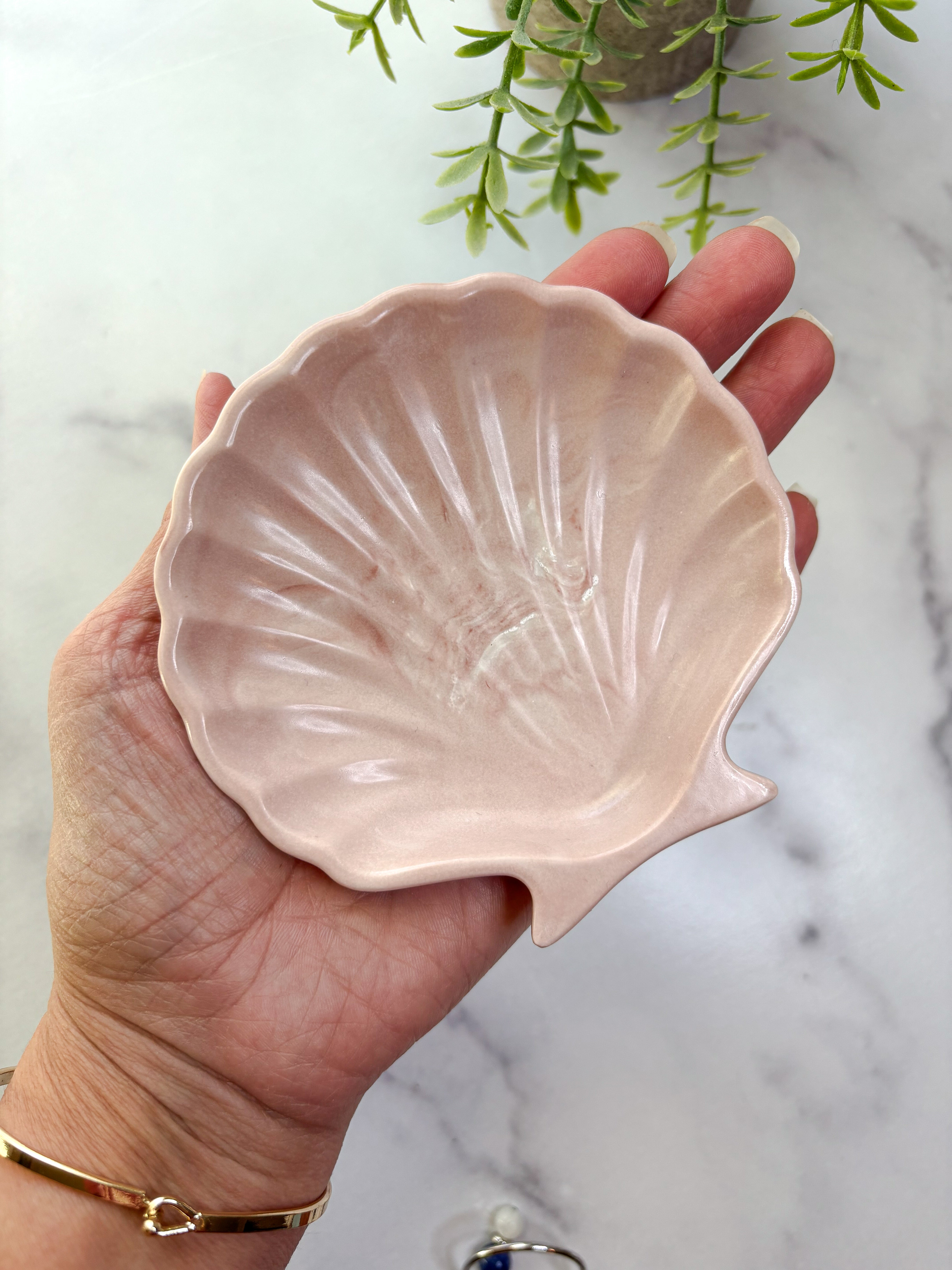 Coastal Pink Shell Ring Dish