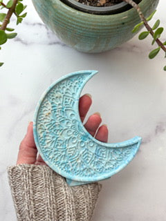 Blue Crescent Moon Tabletop Décor – Seasonal Collection