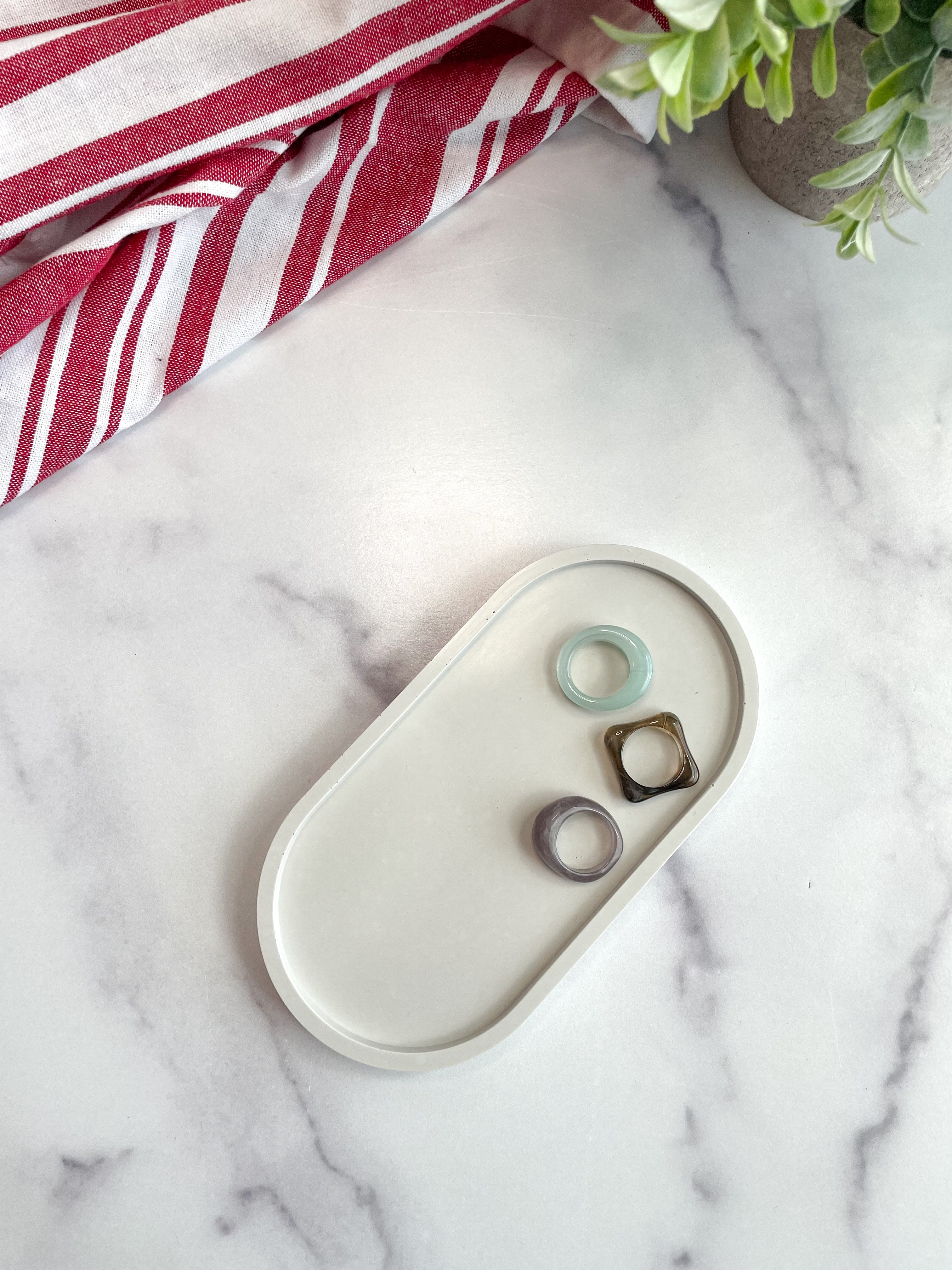 Gray Oval Trinket Tray – Catchall Dish