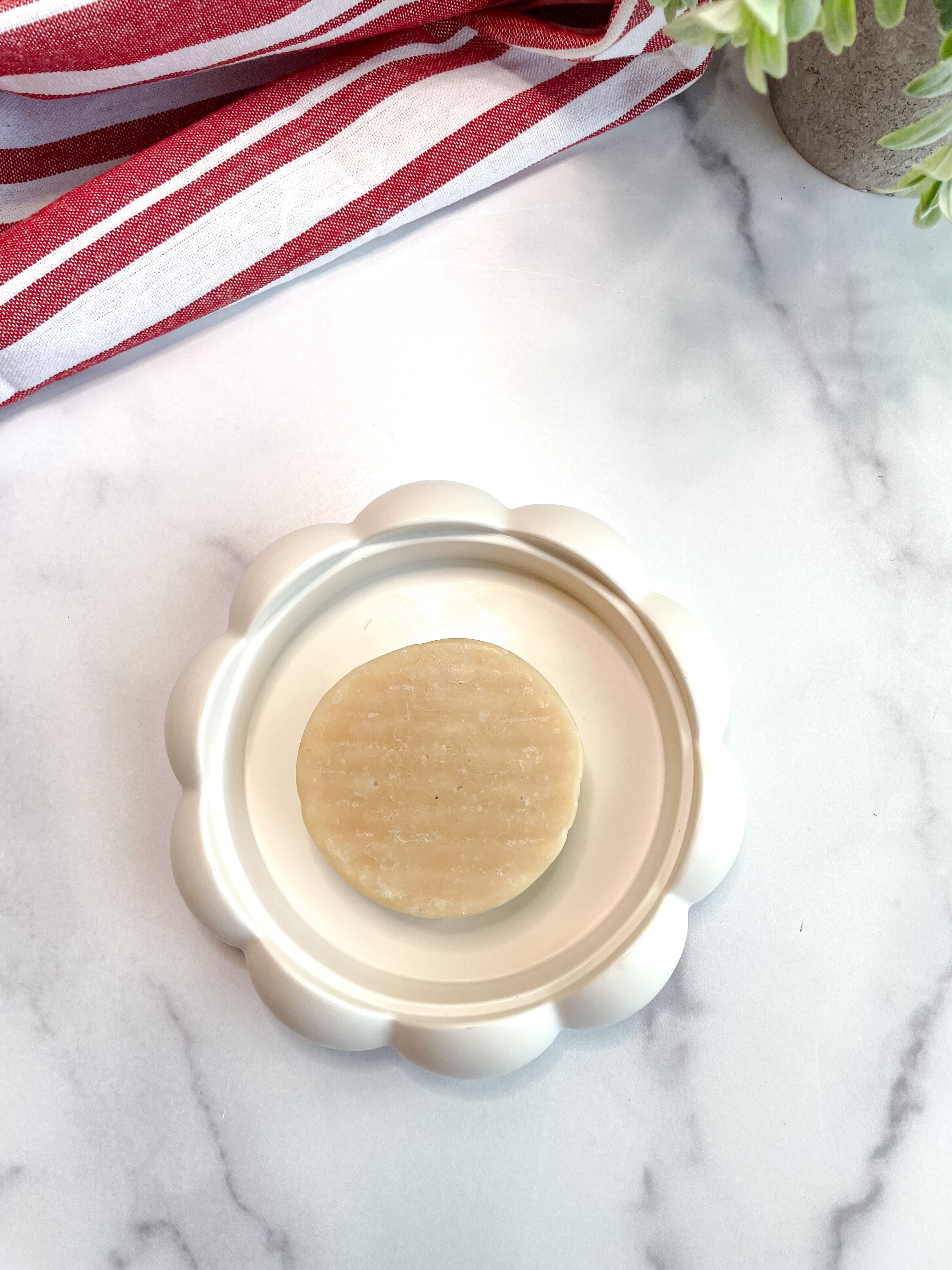 White Stone - Ornate Ring Dish