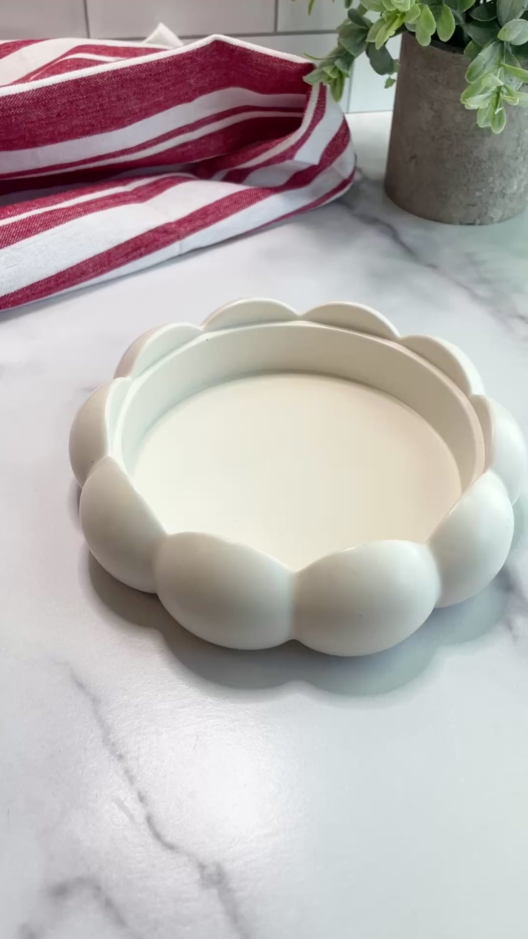 White Stone - Ornate Ring Dish
